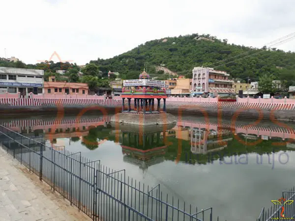 Tiruttani Arulmigu Subramanya Swamy Temple Tank