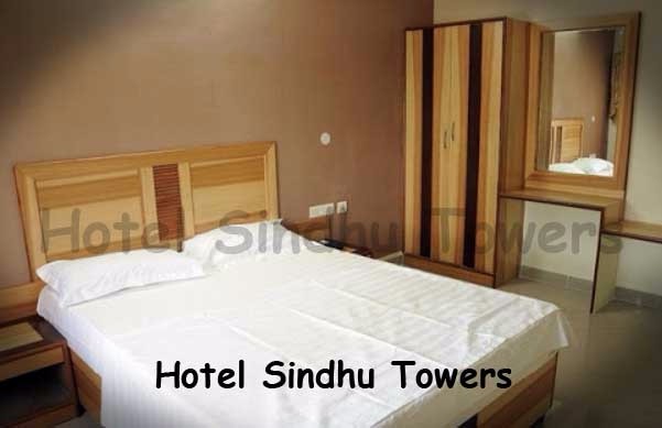 Hotel-Sindhu-Towers-bedroom