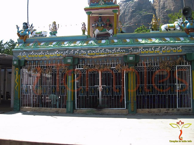 puli-gundu-Shiva-Temple